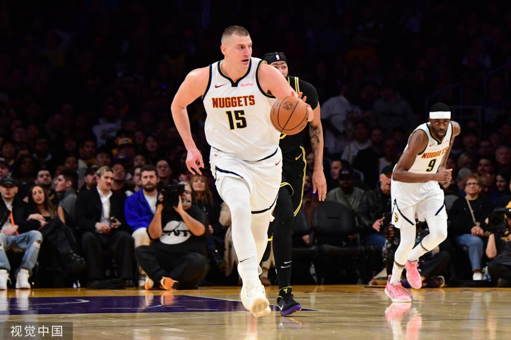 并以身作则 并以身作则