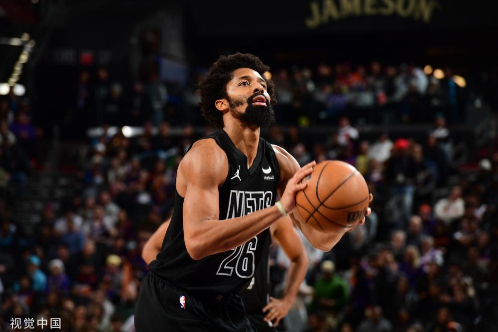 足球的诸多 足球的诸多