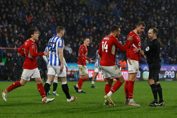 场中的地位 场中的地位